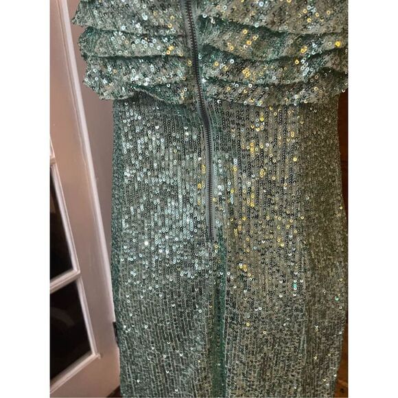 Free People - Frida Sequin Ruffle Strapless Minidress size 4 - Picture 8 of 10